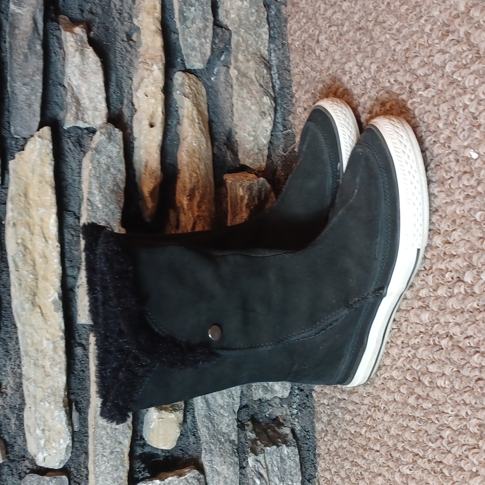 Converse all star leather boots sz 3.5 fits women's sz 5